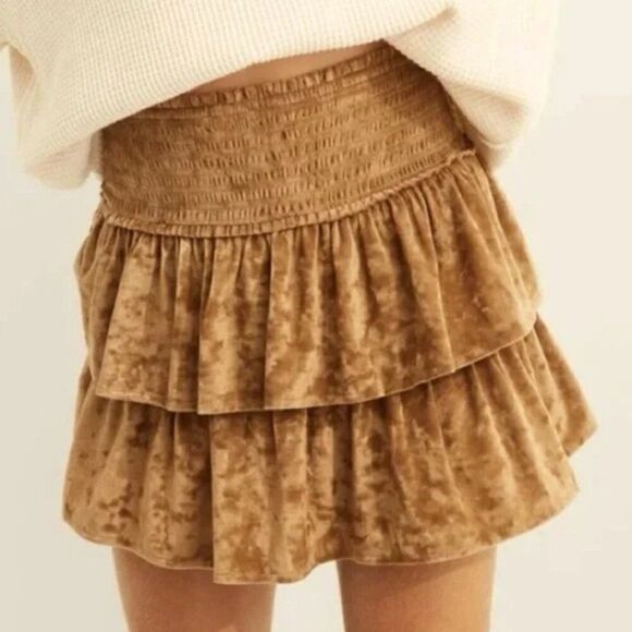 Aerie Frills N Thrills Ruffled Velvet Mini Skirt size small NWT - Picture 1 of 8
